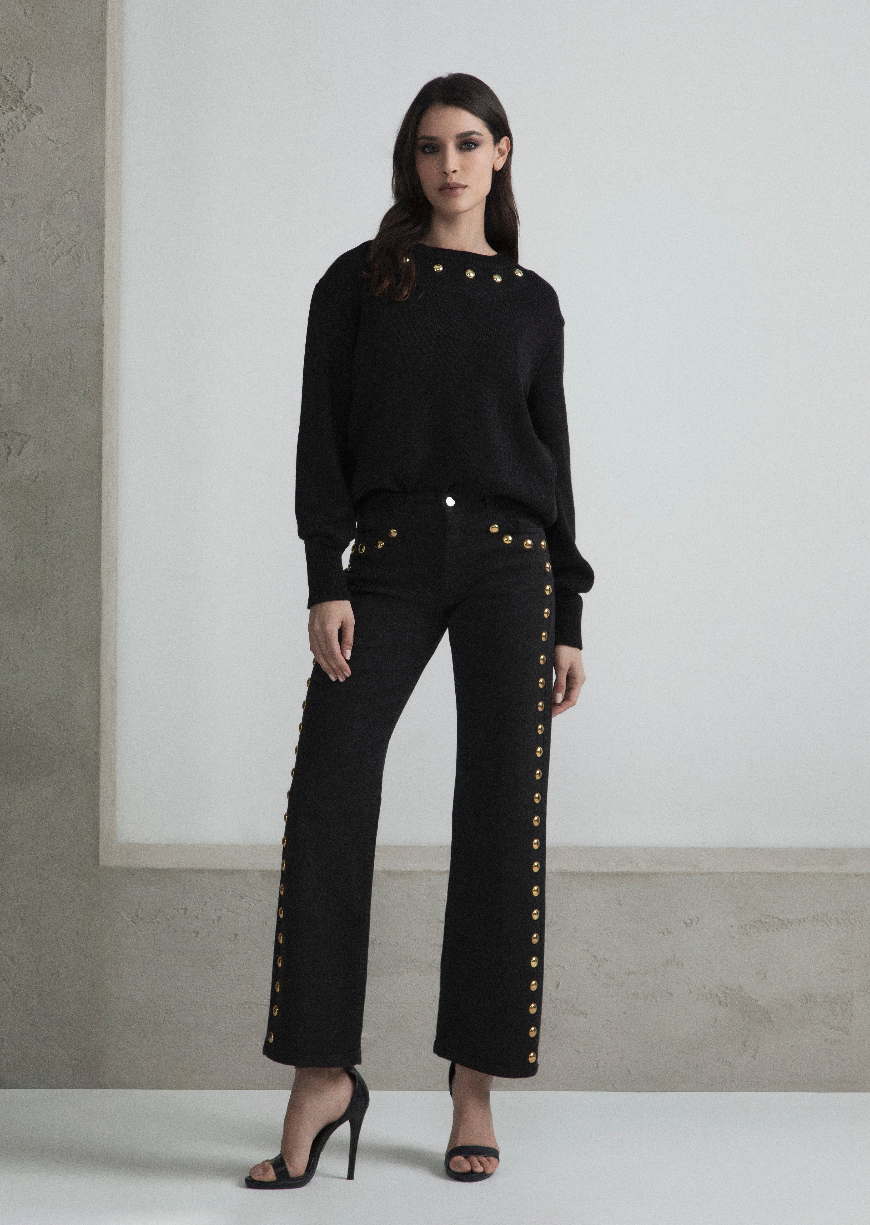 STUDDED STRAIGHT LEG JEANS