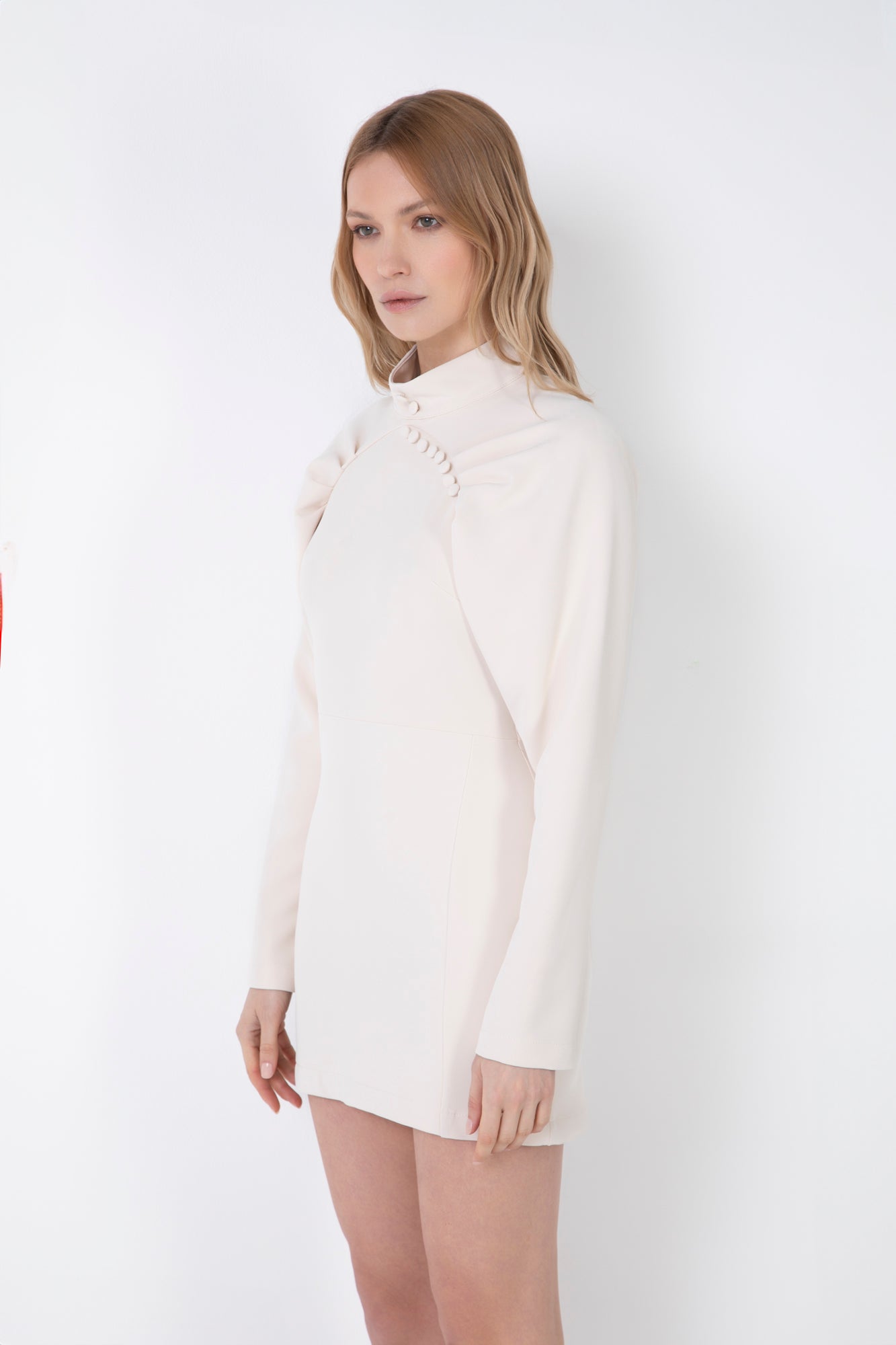 SHORT HIGH NECK SHEATH DRESS WITH BALLOON SLEEVES AND BUTTONS