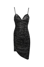BLACK / 38