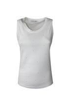 WHITE / 38