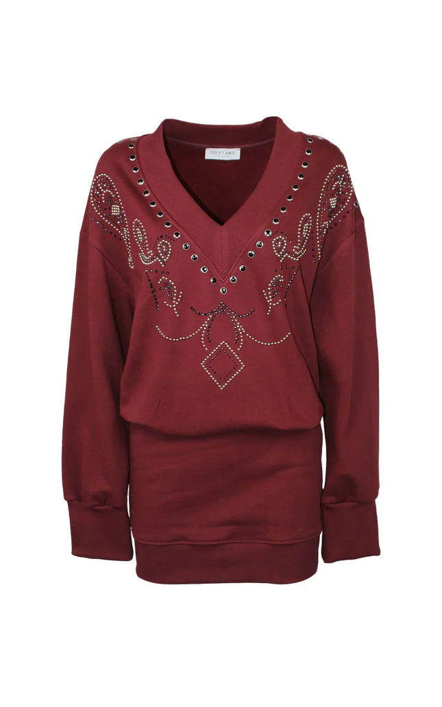 Burgundy V-neck sweatshirt with studded and embroidered detailing on chest and shoulders
