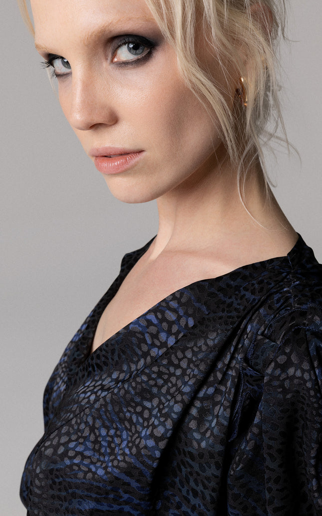 Blusa OD-BLUS-34 collezione Autunno / Inverno 2027 con finiture di alta qualità da donna