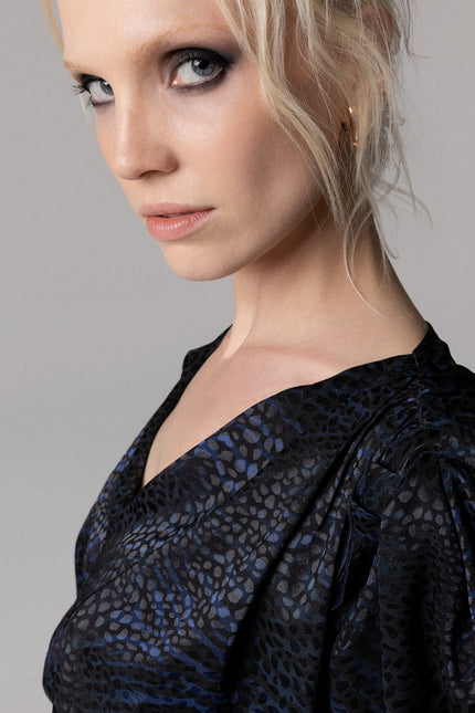 Blusa OD-BLUS-34 collezione Autunno / Inverno 2027 con finiture di alta qualità da donna