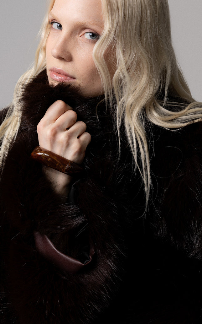 OVERSIZE FAUX FUR COAT WITH POCKETS