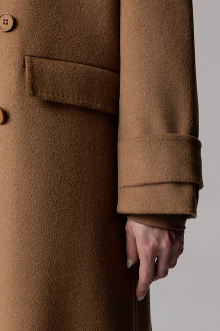 100% WOOL OVERSIZED COAT WITH REMOVABLE SCARF