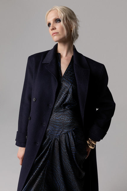 100% WOOL OVERSIZED COAT WITH REMOVABLE SCARF