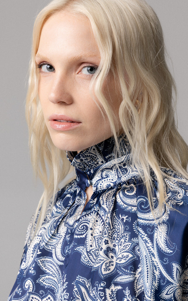 BLUSA MANICA A RUOTA CON ROUCHES