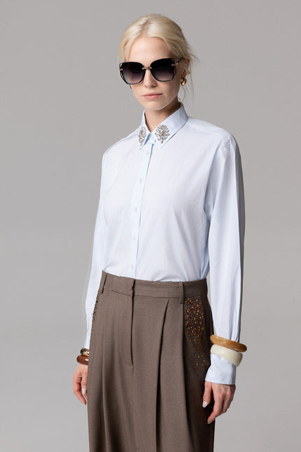 Camicia da donna in popeline di cotone con cristalli ricamati