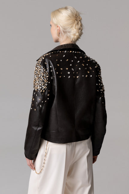 ALT Text: Applicazioni di pietre castonate e strass style GIUBBINO ECOPELLE PIETRE E STRASS for women