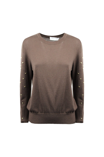 ALT Text: Borchie oro sulle maniche e lavorazione rasato style MAGLIA NORMAL FIT PARICOLLO BORCHIE SULLE MANICHE for women