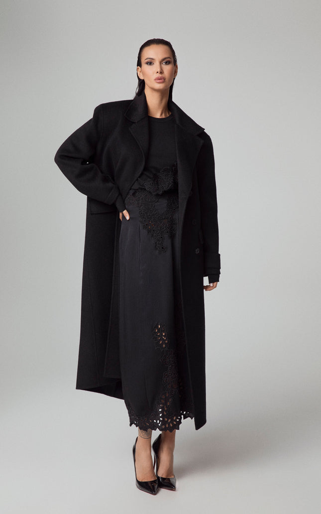 ALT Text: Inserti in pizzo con motivo a fiore style GONNA MIDI TUBINO INSERTI IN PIZZO for women