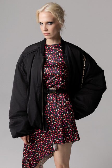 ALT Text: NERO BOMBER OVERSIZE MANICA A PALLONCINO for women
