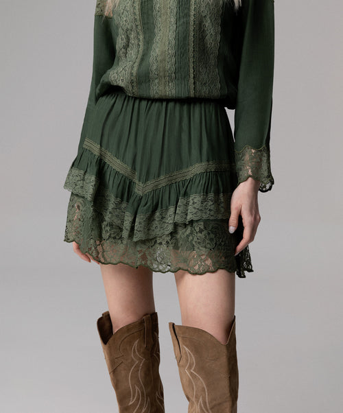 PANTAGONNA IN CREPE DE CHINE CON RICAMO IN PIZZO
