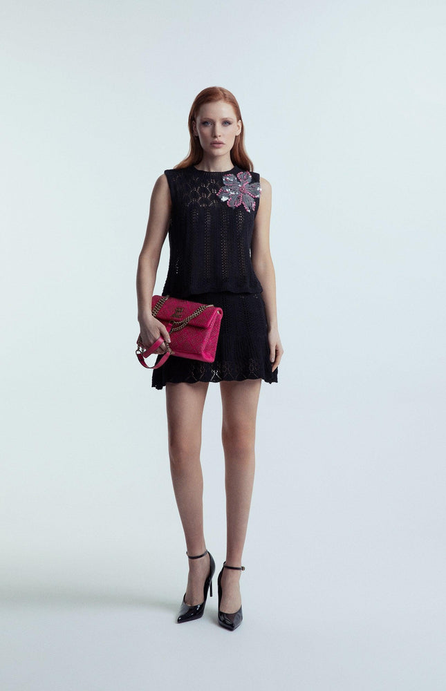 COORDINATO TOP E GONNA IN MAGLIA MACRAME SEMITRASPARENTE CON PATCH GIOIELLO