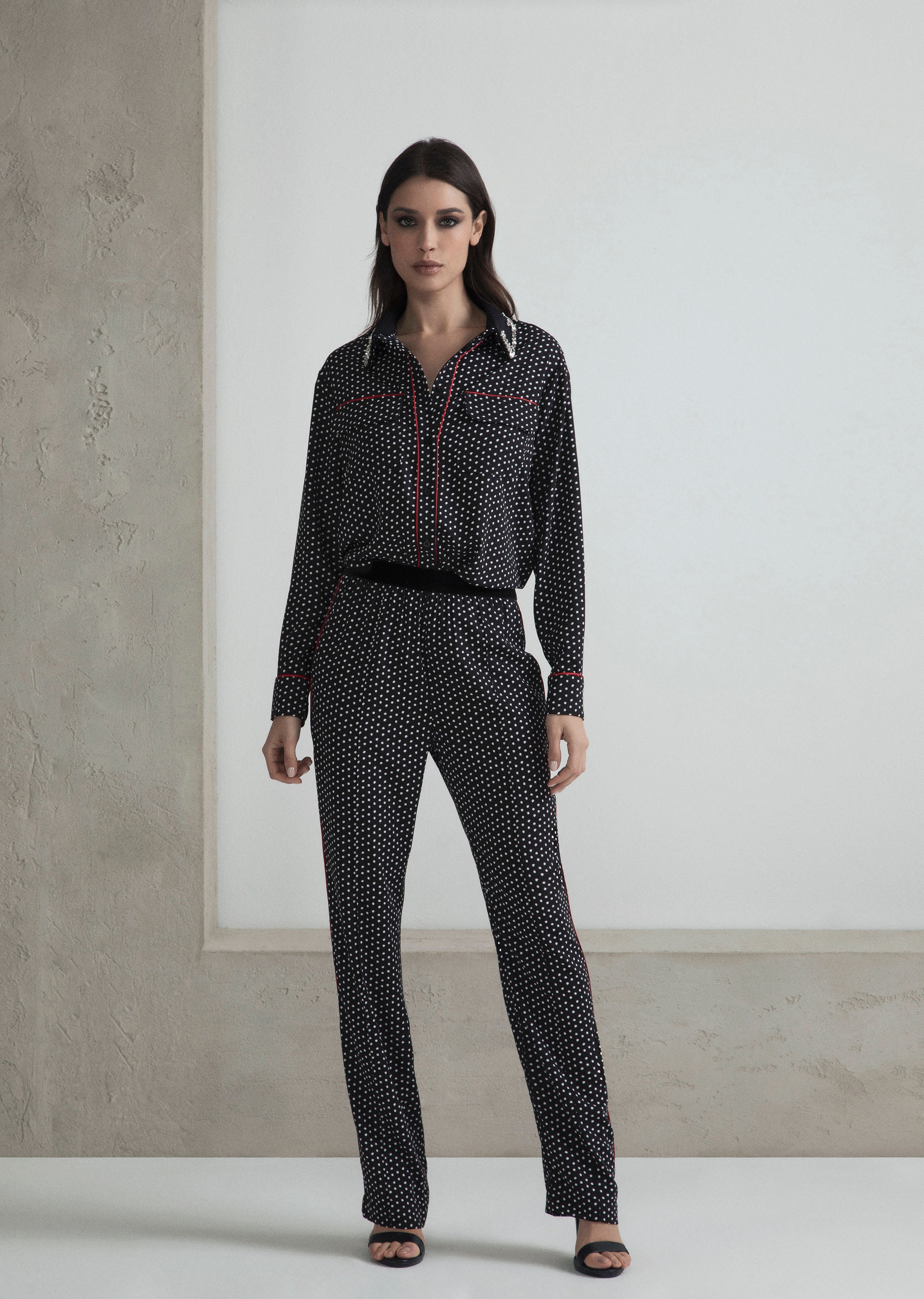 CAMICIA IN VISCOSA NORMAL FIT CON PIPING