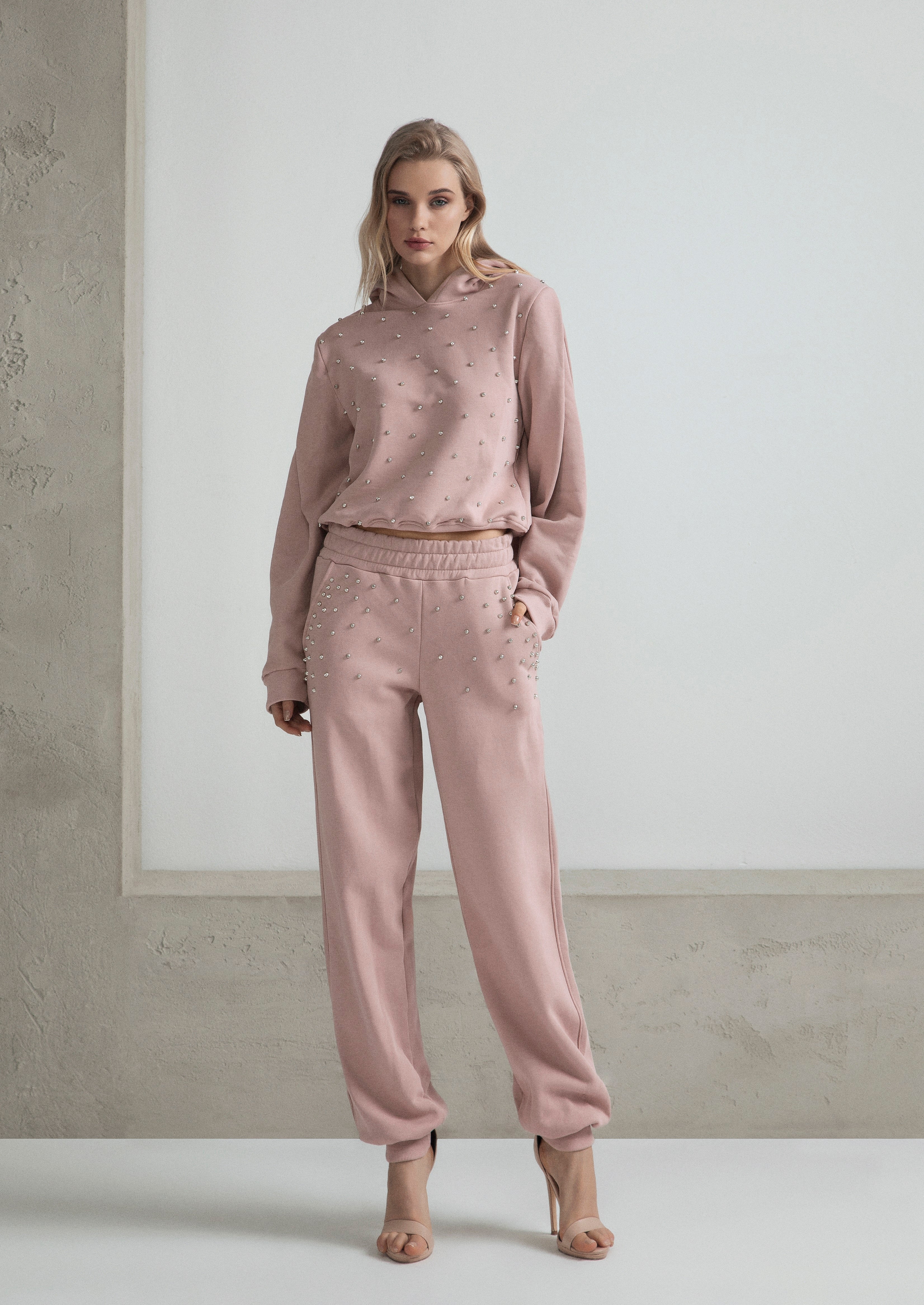 PANTALONE FELPA STRASS CON PERLA