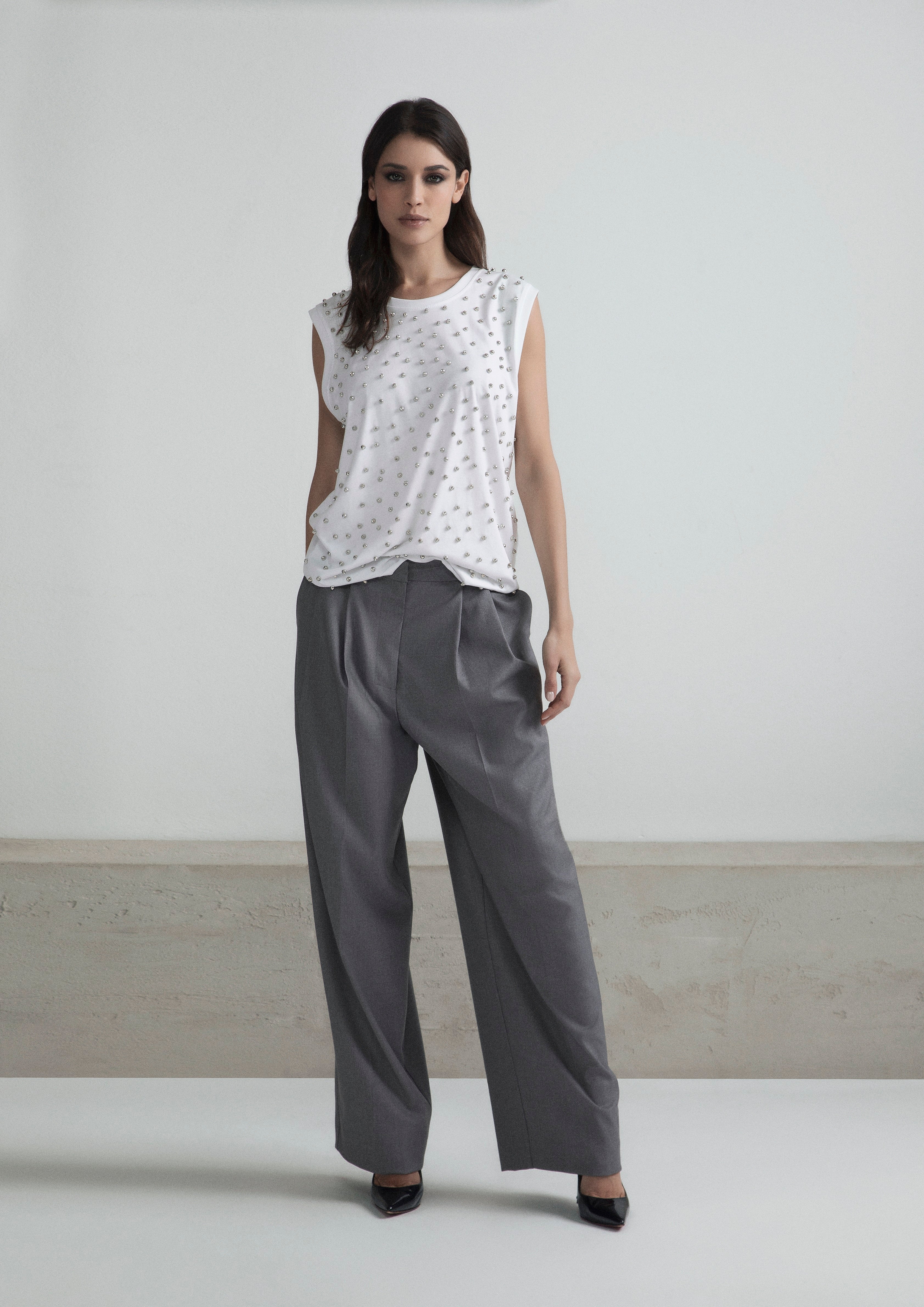 T‐SHIRT SMANICATA STRASS CON PERLA