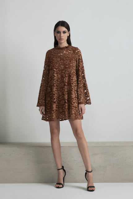 ABITO A RUOTA IN PIZZO DI VELLUTO E CRISTALLI RICAMI A MANO