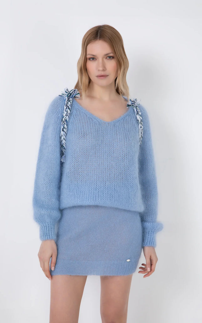 V-NECK PULLOVER IN MOHAIR BLEND WITH BRAID DECORATION