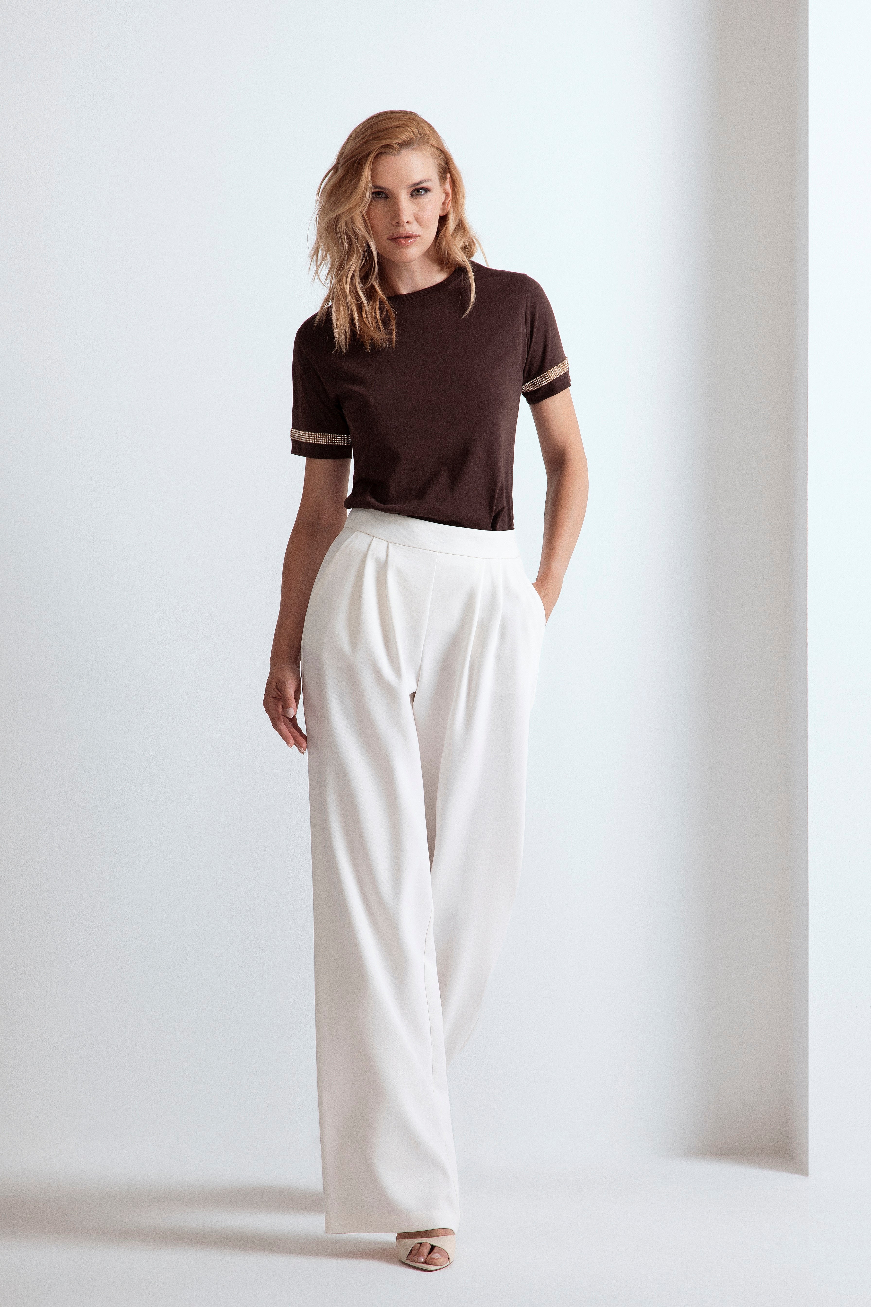 T-SHIRT NEW YORK STRASS SULLE MANICHE