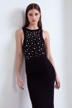 BLACK / 38