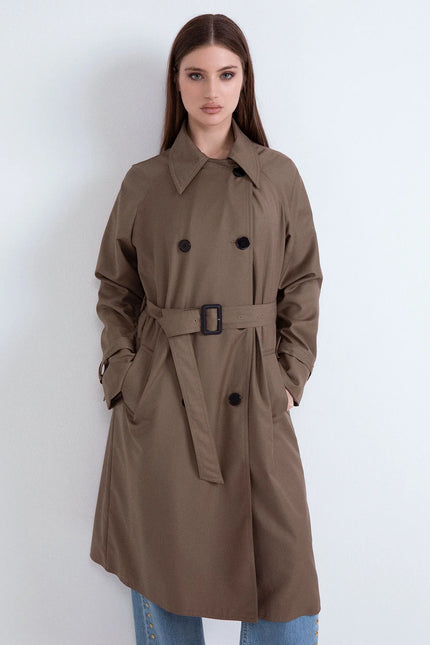 TRENCH OVERSIZE CON BOTTONI E BORCHIE ORO