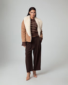 ECO-MONTONE IN SHEARLING CON AMPIO COLLO A SCIALLE