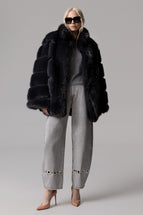 GREY / 38