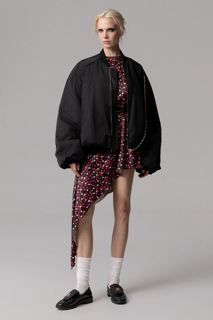 BOMBER OVERSIZE NERO CON MANICHE A PALLONCINO