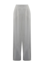 WHITE / 38